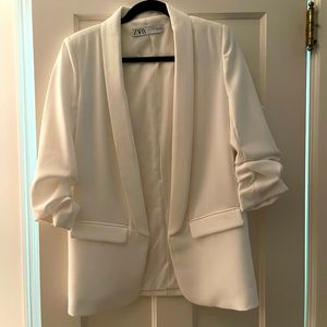White Zara blazer